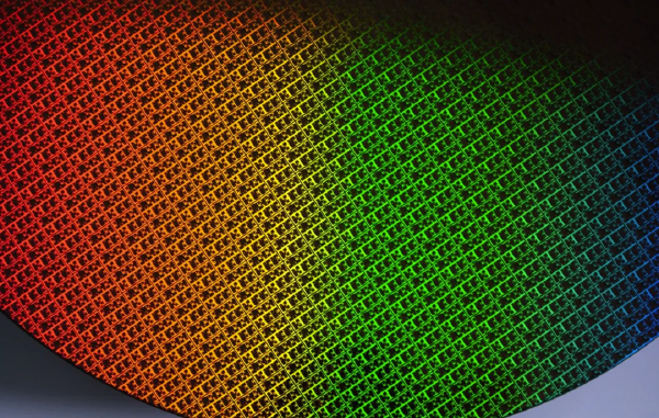 Jensen Huang: NVIDIA Still Cautious on Intel Foundry, TSMC Remains Core Partner