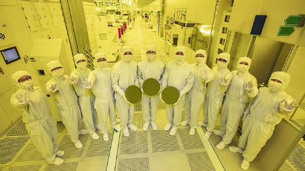 Samsung Unveils Mach-1 AI Chip to Challenge NVIDIA